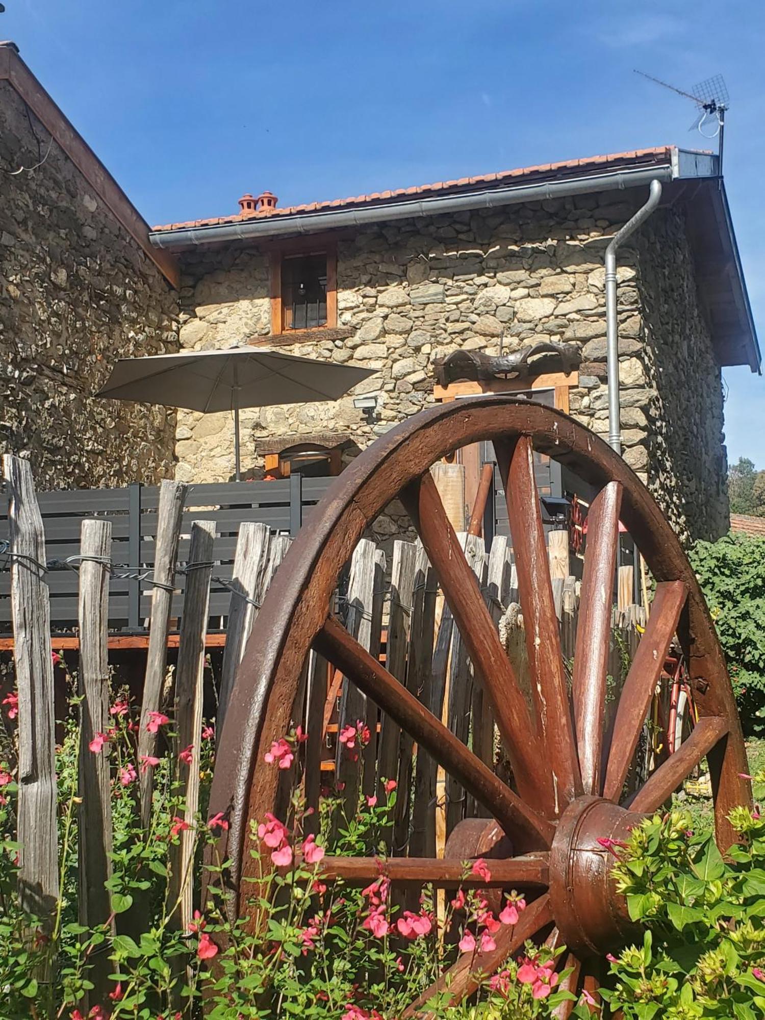 Gite La Grangette De Pauline Mercus-Garrabet Extérieur photo
